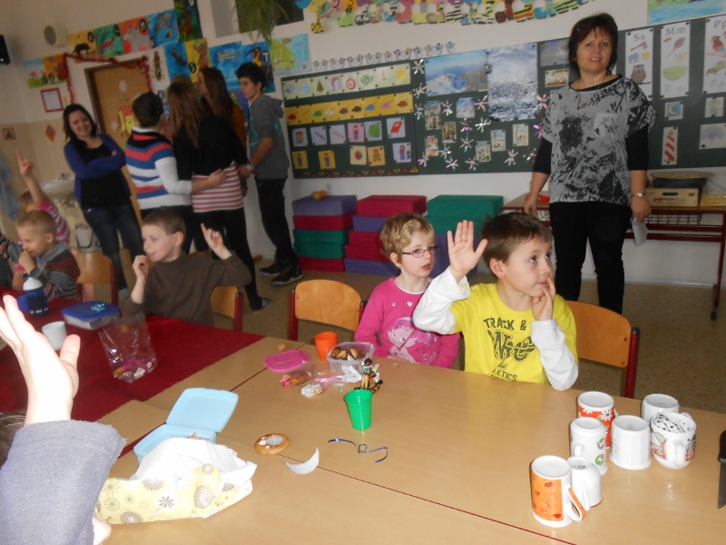 Mám nápad! Rozkrojíme jabko!